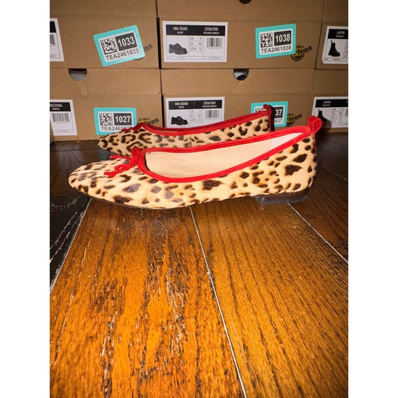 J McLaughlin Leopard Print Calf Hair Ballet Flats Red Trim Bow Women's 7.5 - Picture 5 of 7